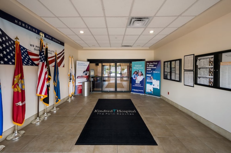 the Palm Beaches - Lobby - ARU