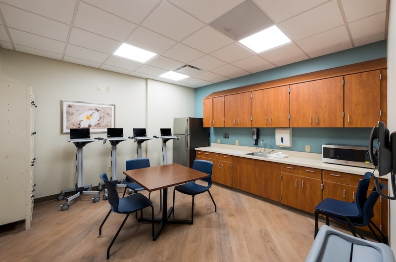 the Palm Beaches - TreraphyKitchen - ARU
